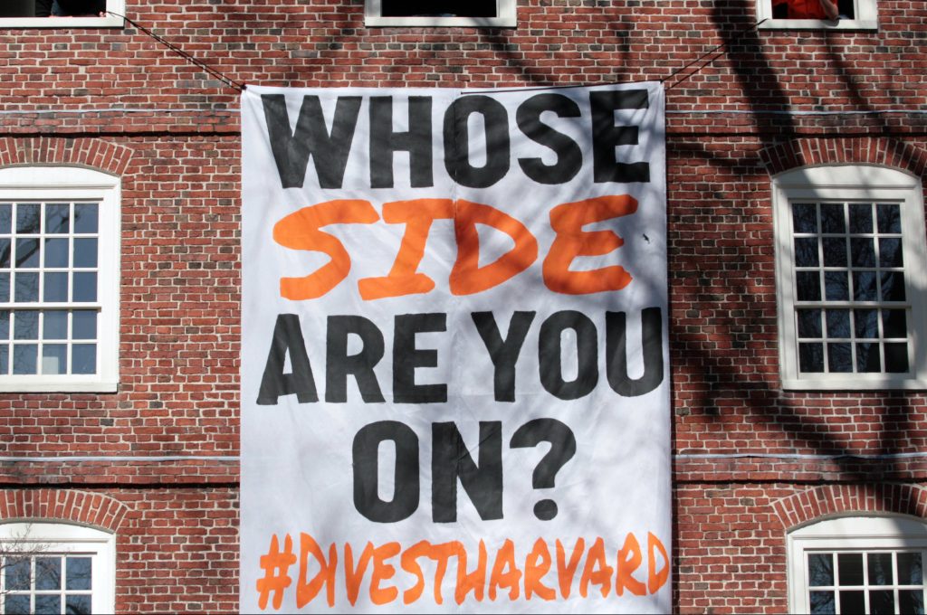 Leading Philanthropy to Divest from Fossil Fuels